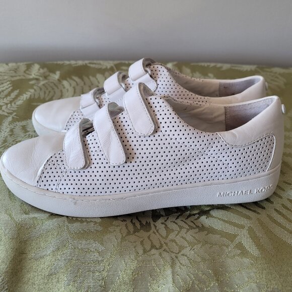 Micheal Kors Shoes - Picture 5 of 8